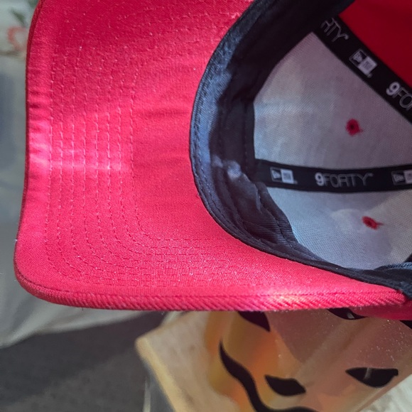 Tampa Bay Buccaneers hat. - Picture 9 of 9